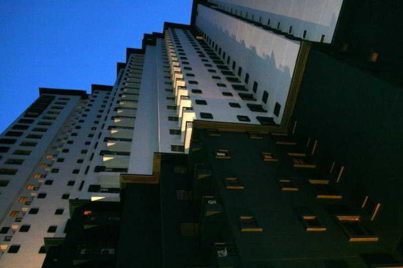 The Zon All Suites Residences On The Park Kuala Lumpur Exterior photo